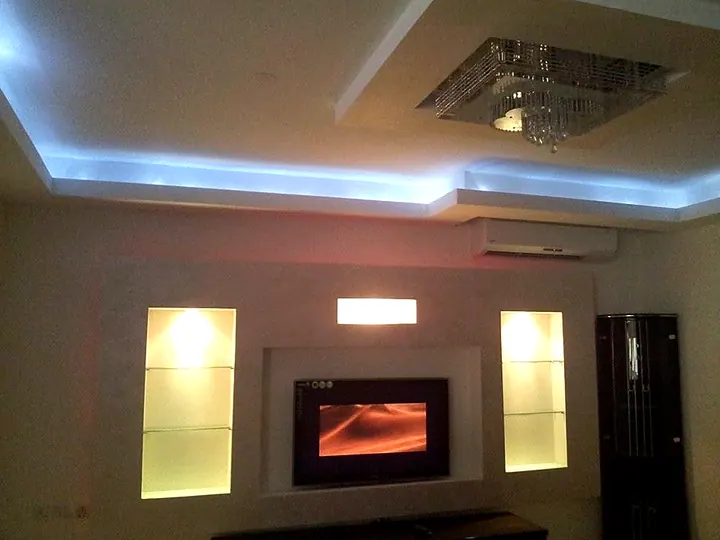 Bulkhead with LED cove and lit niches