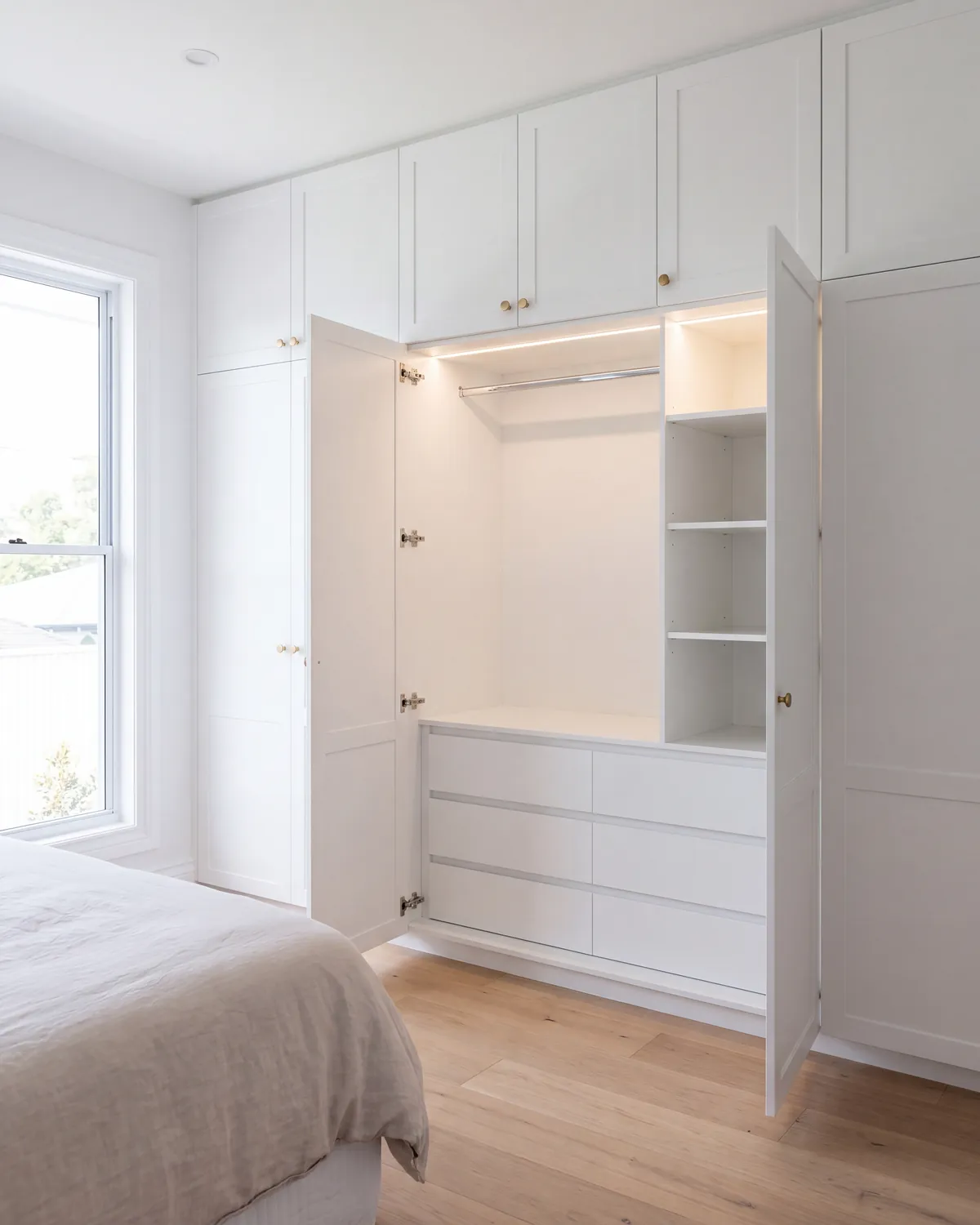 Carpentry and built-in joinery by a licensed carpenter